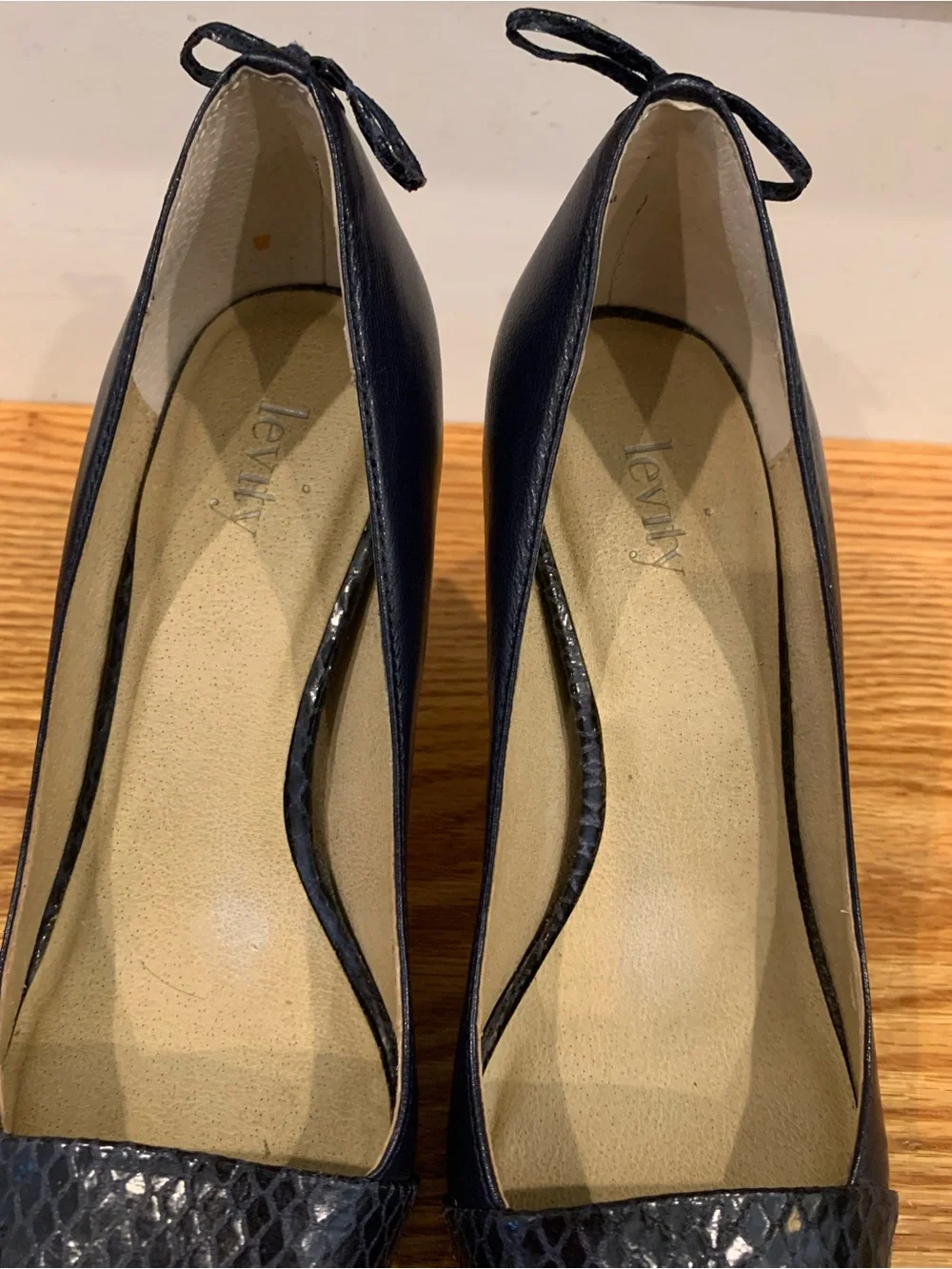 Levity Jalone Navy Pointed Toe Pumps with Textured Cap